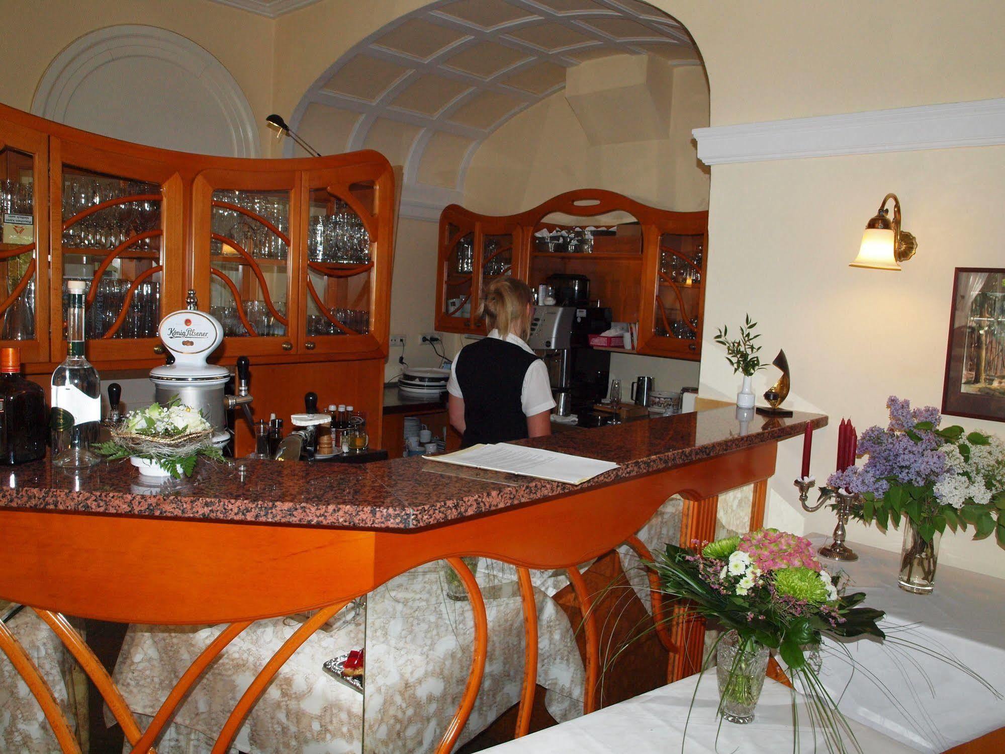 Hotel & Restaurant Bellevue Schmoelln Dış mekan fotoğraf