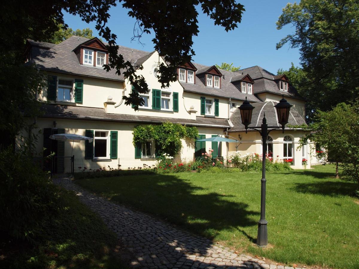 Hotel & Restaurant Bellevue Schmoelln Dış mekan fotoğraf