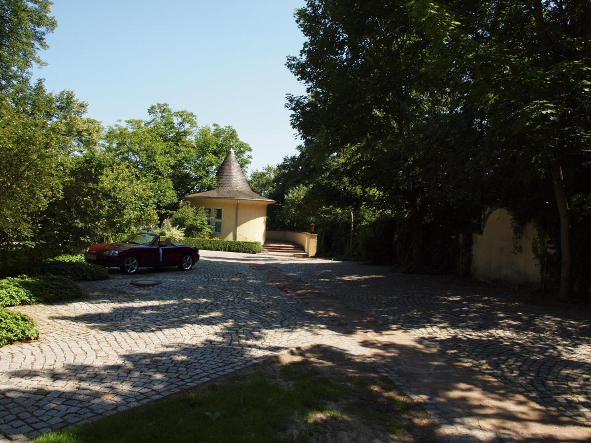 Hotel & Restaurant Bellevue Schmoelln Dış mekan fotoğraf
